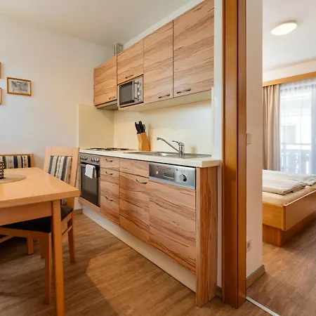 Apartment Gaestehaus Nemast *