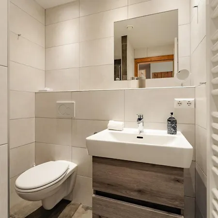 Apartment Gaestehaus Nemast *