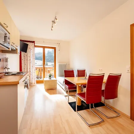 Apartment Gaestehaus Nemast