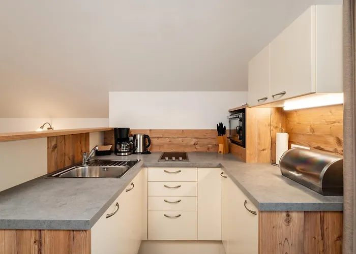 Gaestehaus Nemast Apartment Weissensee